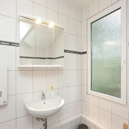 Rotschoenberg Escape, Cleaning Included Feriehus *